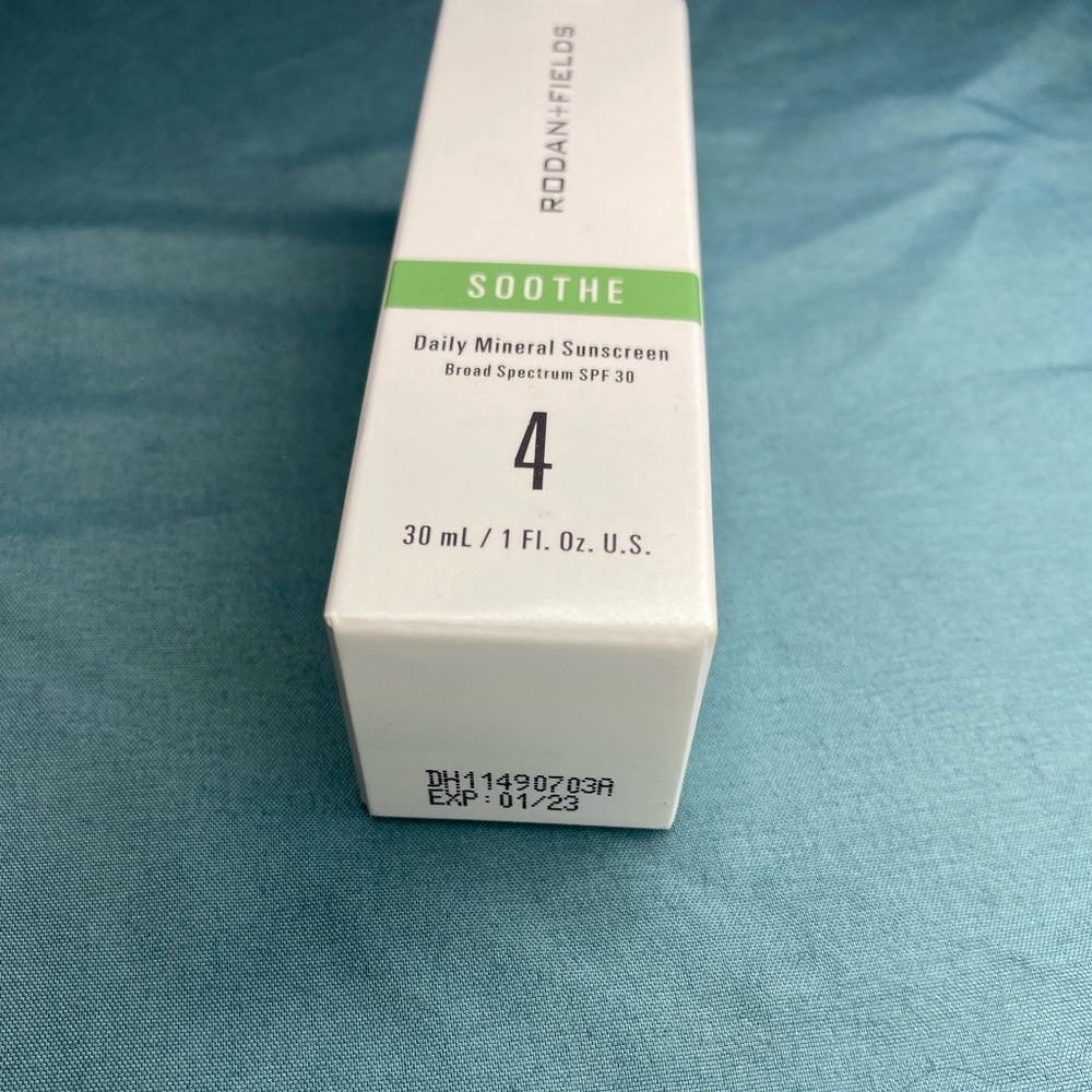 Rodan and Fields Soothe